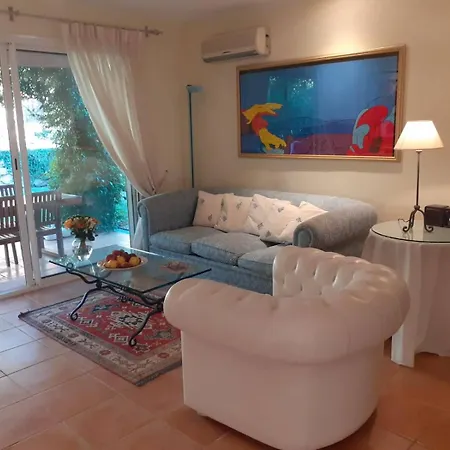 Clos Des Vignes Holiday home *